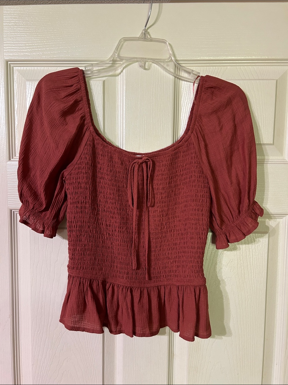 Feminine Smocked Top - Picture 3 of 8